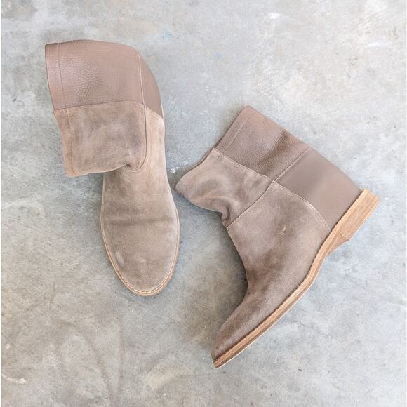 VINCE Grayson Tan Suede/Leather Ankle Hidden Wedge Boots, size 9.5M - Picture 1 of 6